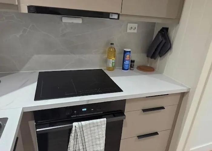 Arctic Nine - Nr 4 - On The Island Tromsø